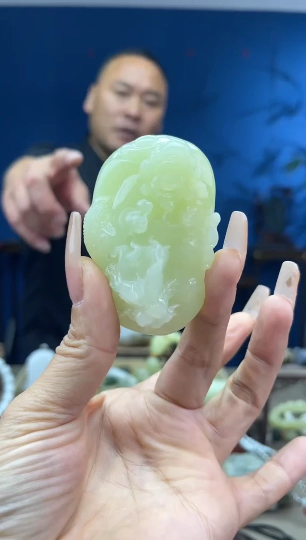和田玉未镶嵌颈饰1