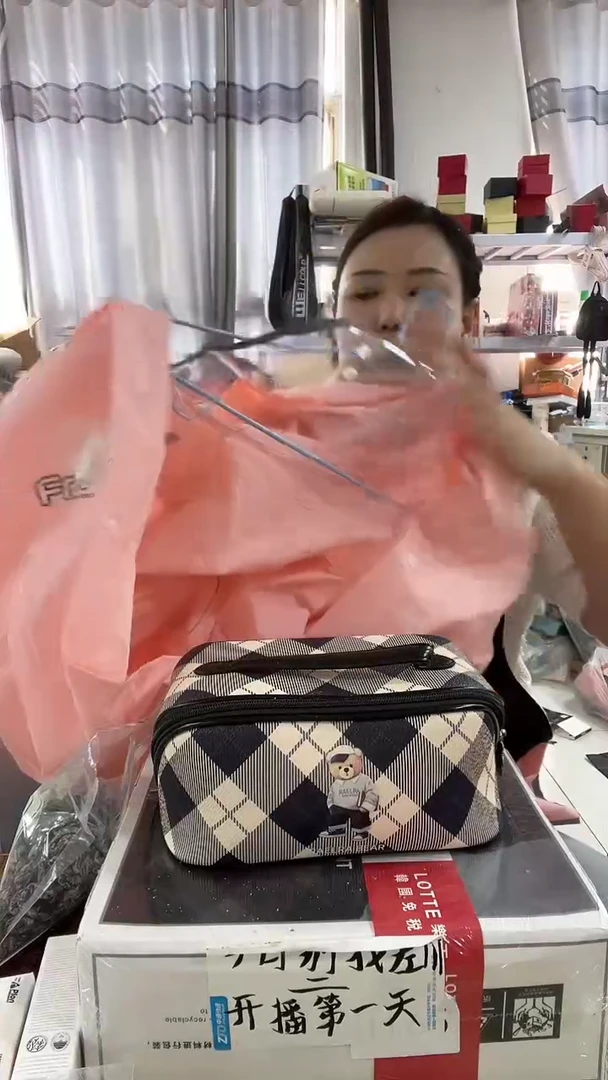 牦牛剖层皮革琪琪女包店超好看发图片款