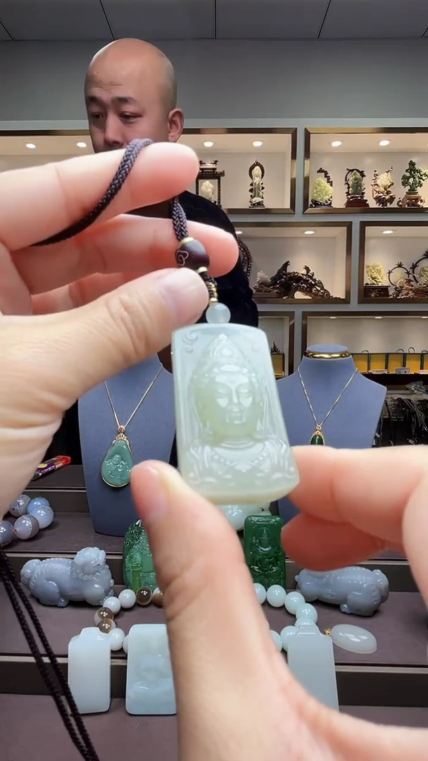 【闪购商品】和田玉颈饰未镶嵌苏