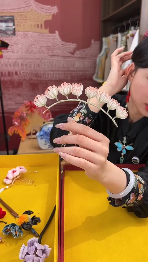 【闪购商品】刺绣非遗绒花（发饰）