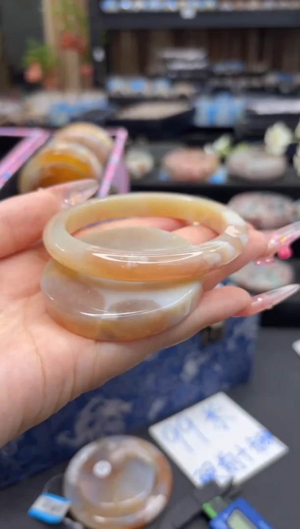 未镶嵌手镯石英质玉23(59圈赠送镯心)