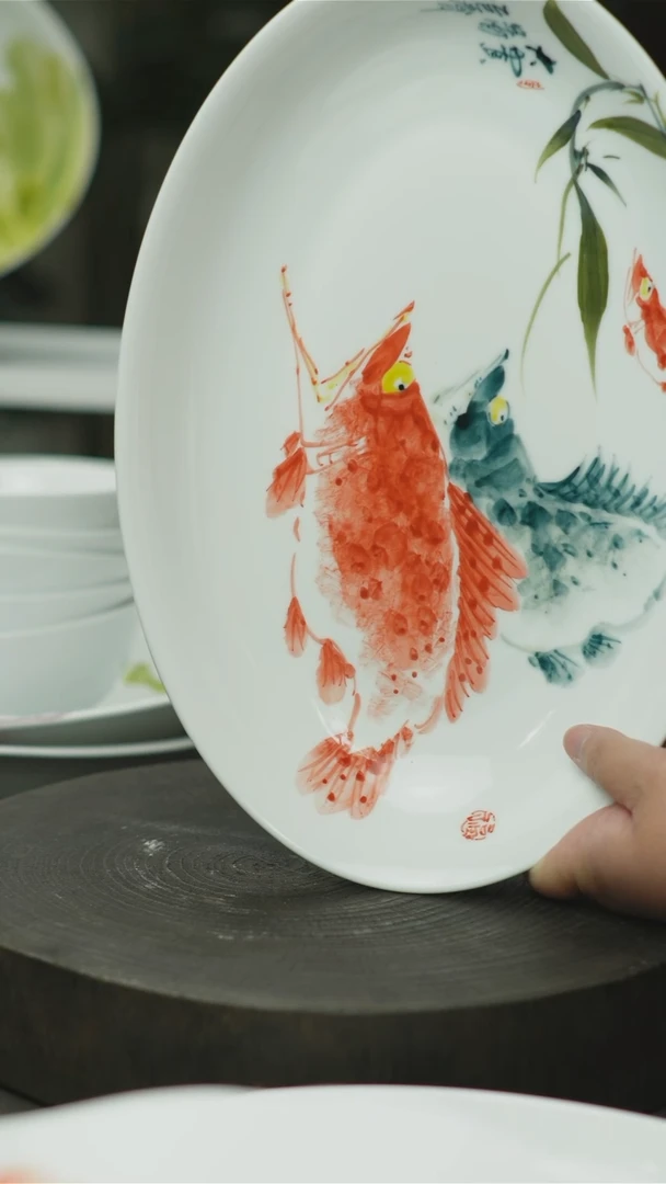 碗鳜鱼图手绘景德镇陶瓷鱼盘