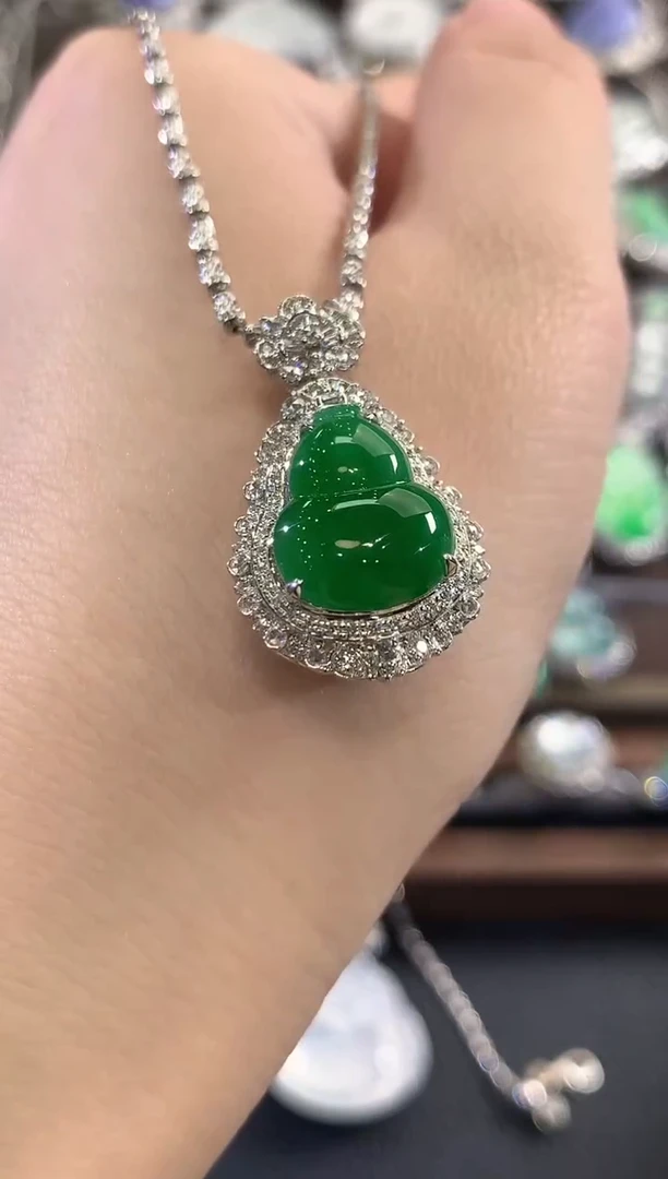 吊坠(不含链)18K金镶嵌翡翠c31