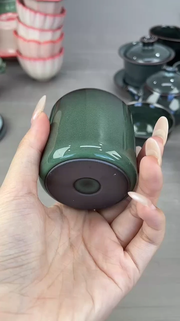 青瓷仓储福利清仓梅清