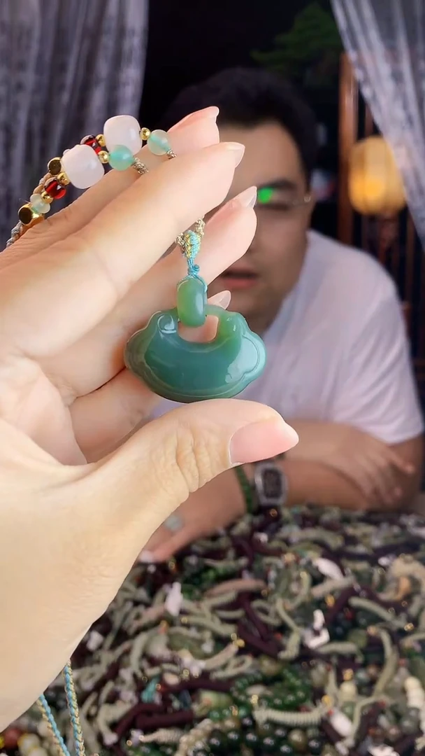 和田玉未镶嵌挂件多样性发货拍一发一