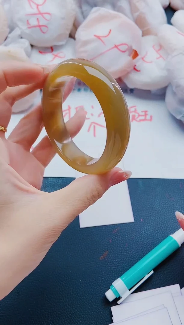 未镶嵌手镯石英质玉H105-58-59