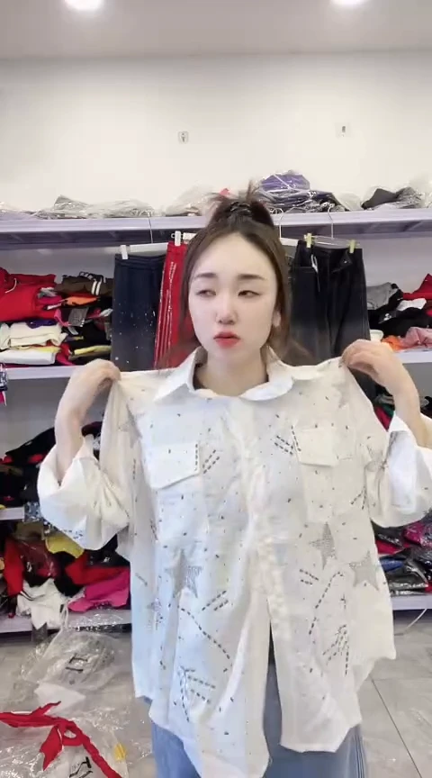 闪电购精品女装9601白L