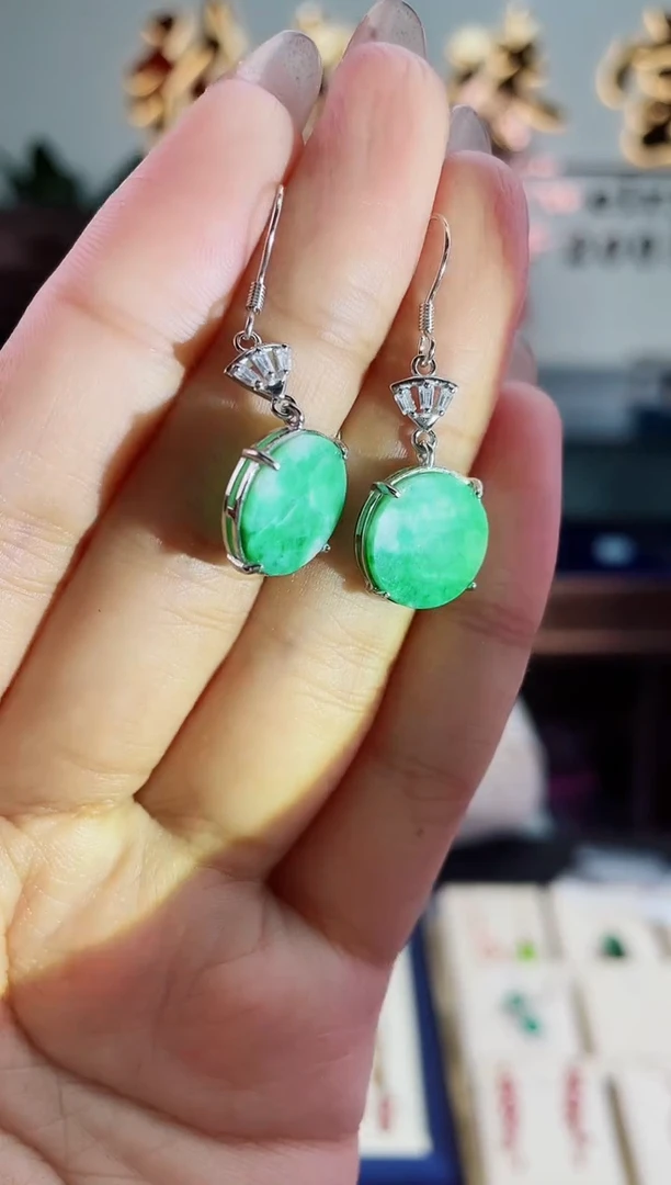 【闪购商品】翡翠耳饰银S925镶嵌耳饰