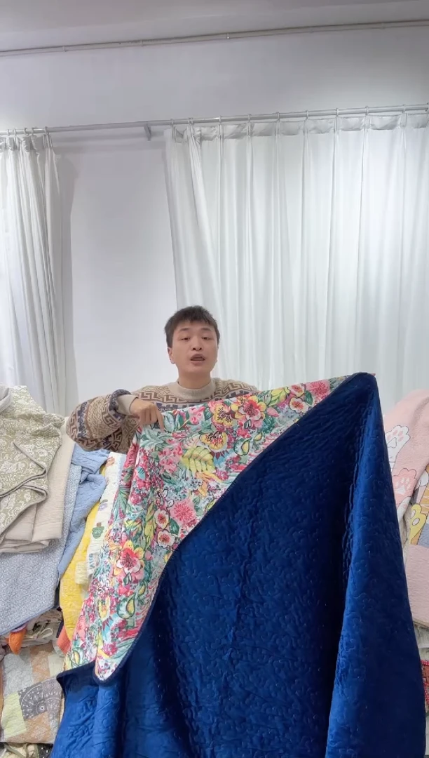 棉220*230单面纯棉绒床盖80号微瑕