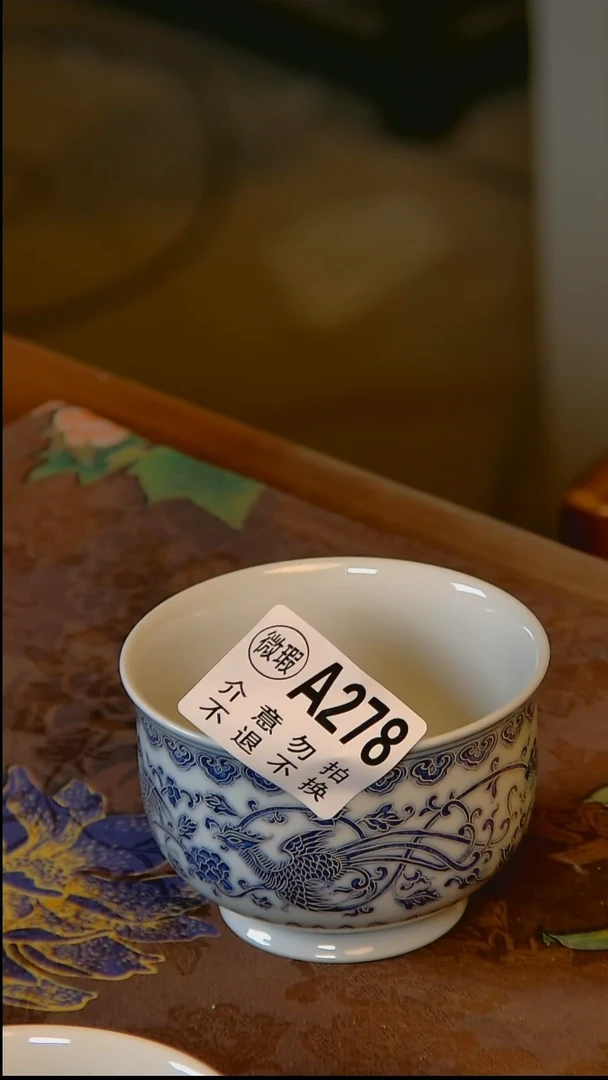 杯手工手绘杯杯很美丽