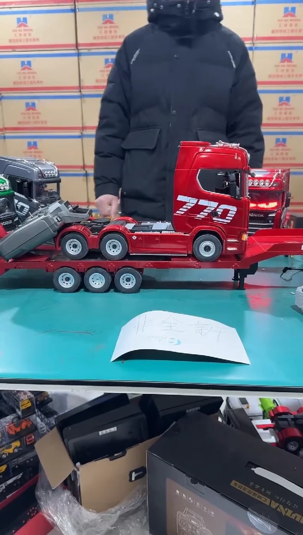 非全新斯堪尼亚770拖头+拖挂 红色套装