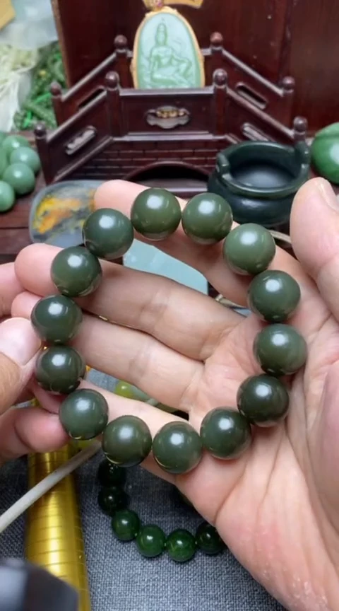 定制和田玉毛货抛光