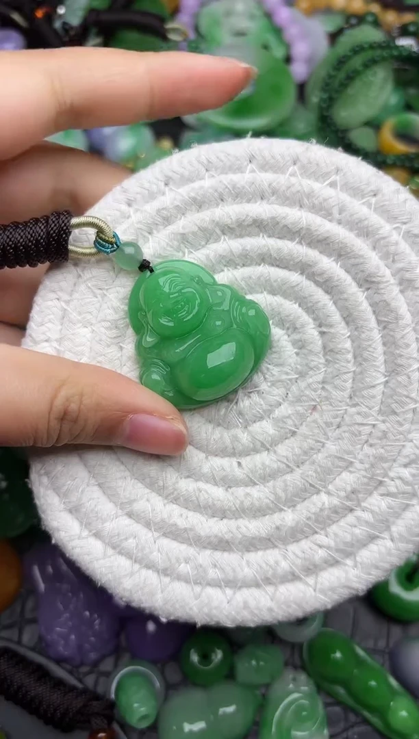 颈饰未镶嵌翡翠缅甸翡翠吊坠