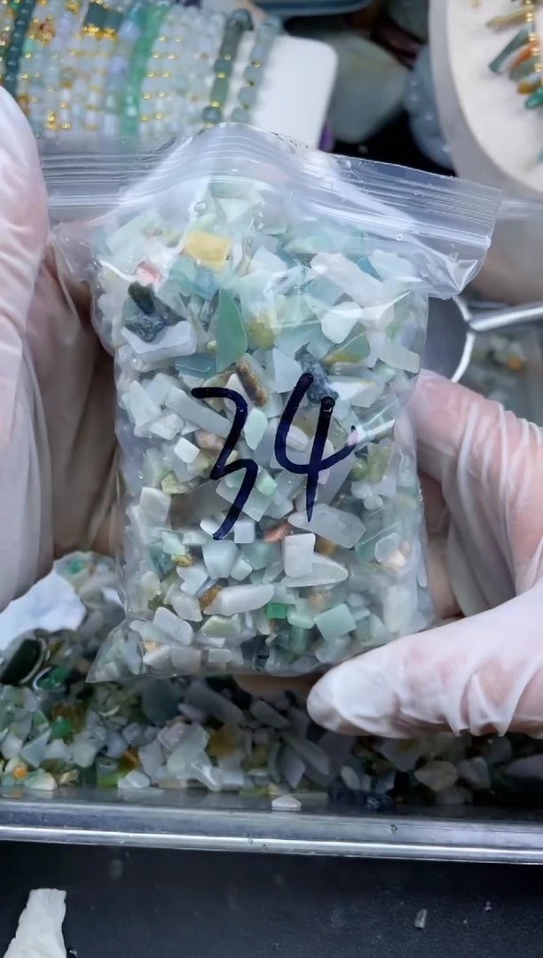 【闪购商品】翡翠颈饰未镶嵌（不退不换）天然翡翠迷你号500克34