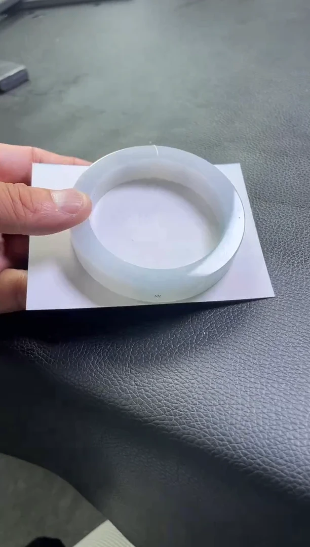 未镶嵌手镯定制翡翠手镯