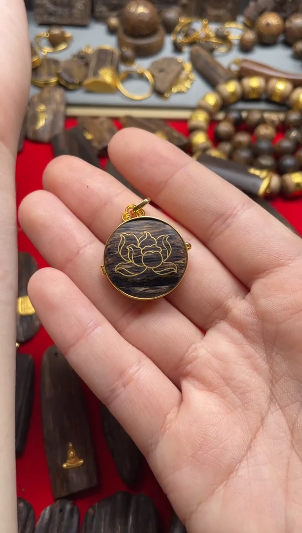 吊坠沉香小*木沉香吊坠香囊