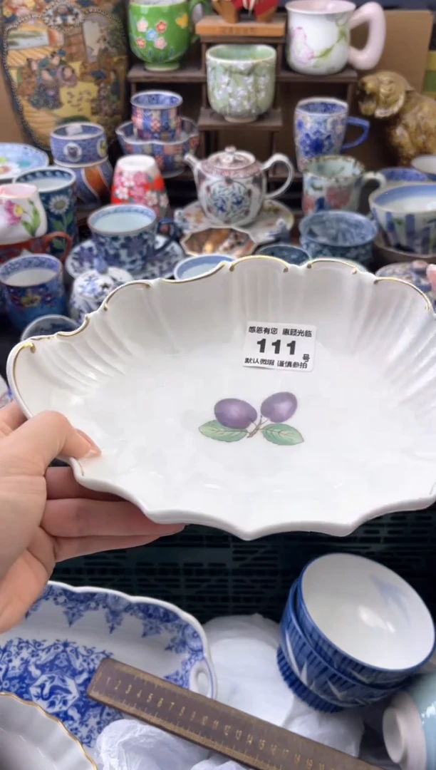 瓷片哈*兔111号六六工艺品瓷器