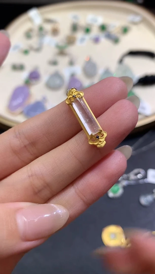 吊坠(不含链)18K金镶嵌翡翠E213|3980