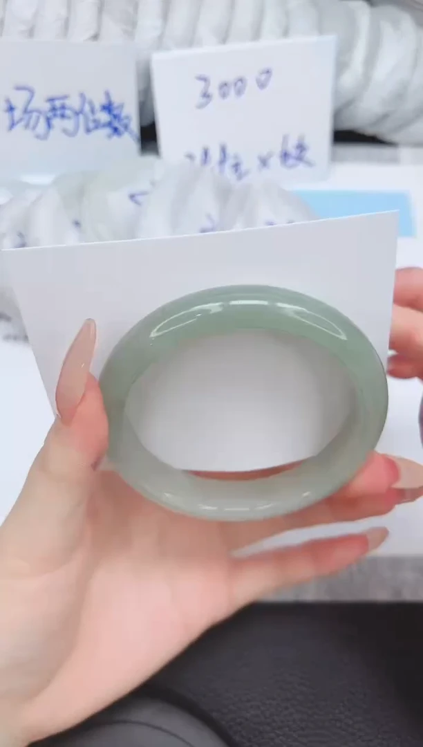 未镶嵌手镯石英质玉62-58.7