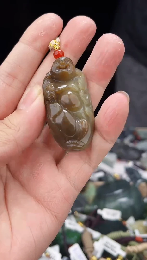 颈饰未镶嵌和田玉1