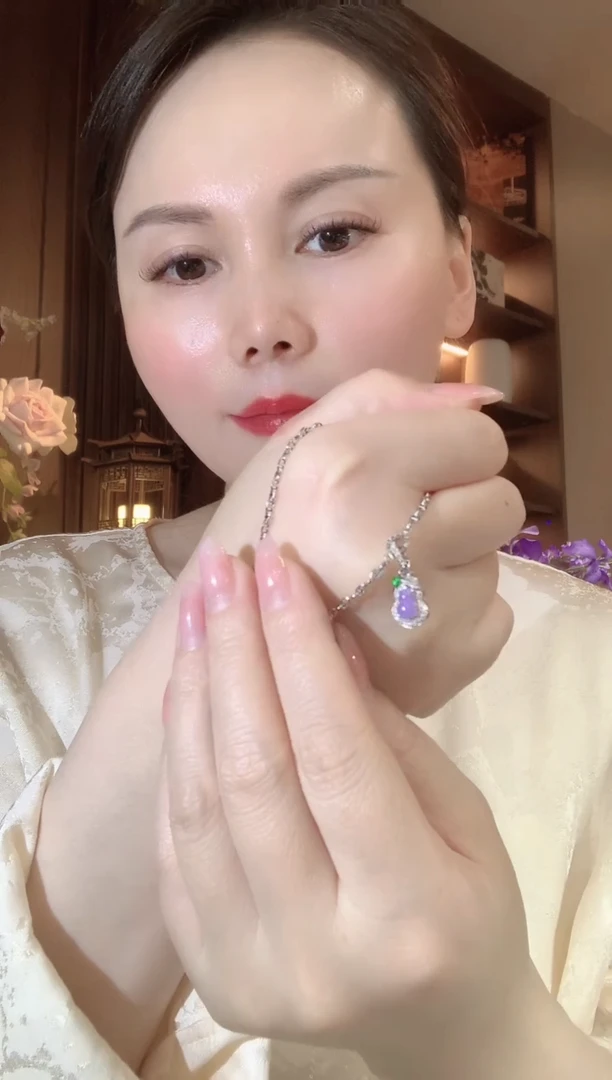 吊坠(不含链)18K金镶嵌翡翠A4 紫货有一定色差