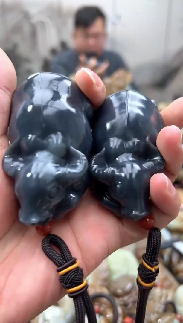 【闪购商品】和田玉把件未镶嵌多样性发货 拍一发一