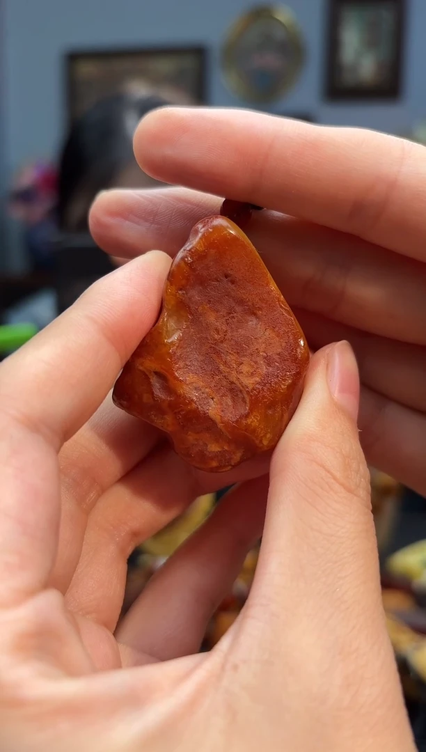 琥珀颈饰未镶嵌吊坠