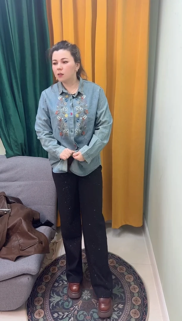 女款春款长袖牛仔衬衫  58.9