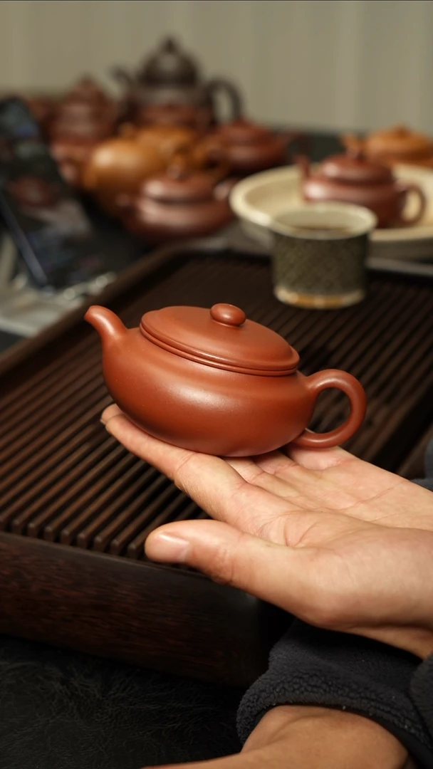 茶壶紫砂预定蜀南清赏系列【精炼红皮龙扁腹155cc内推】