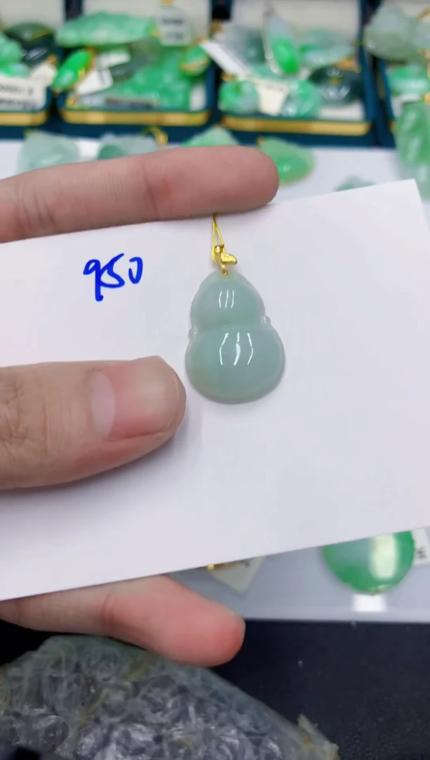 颈饰未镶嵌翡翠111111