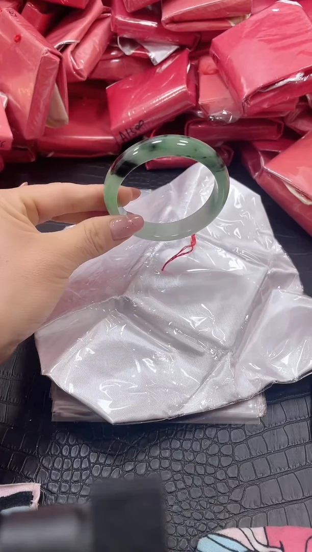 非金属无玲玲234号手镯59.3圈口