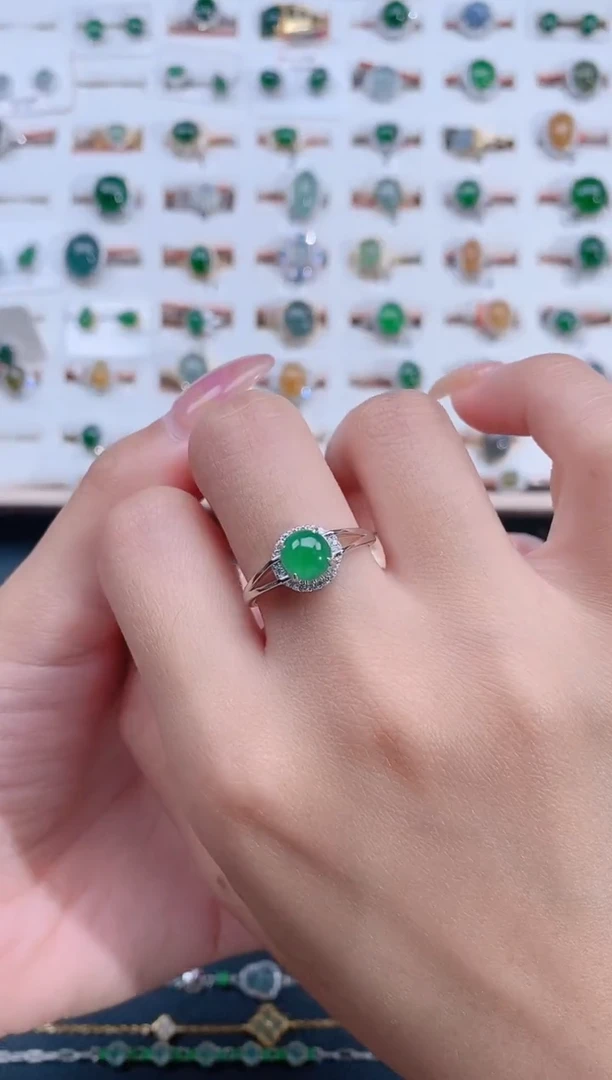 翡翠戒指银S925镶嵌天然翡翠