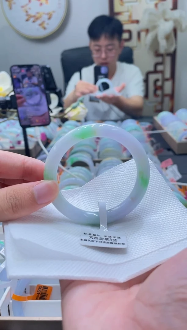 未镶嵌手镯翡翠204-56