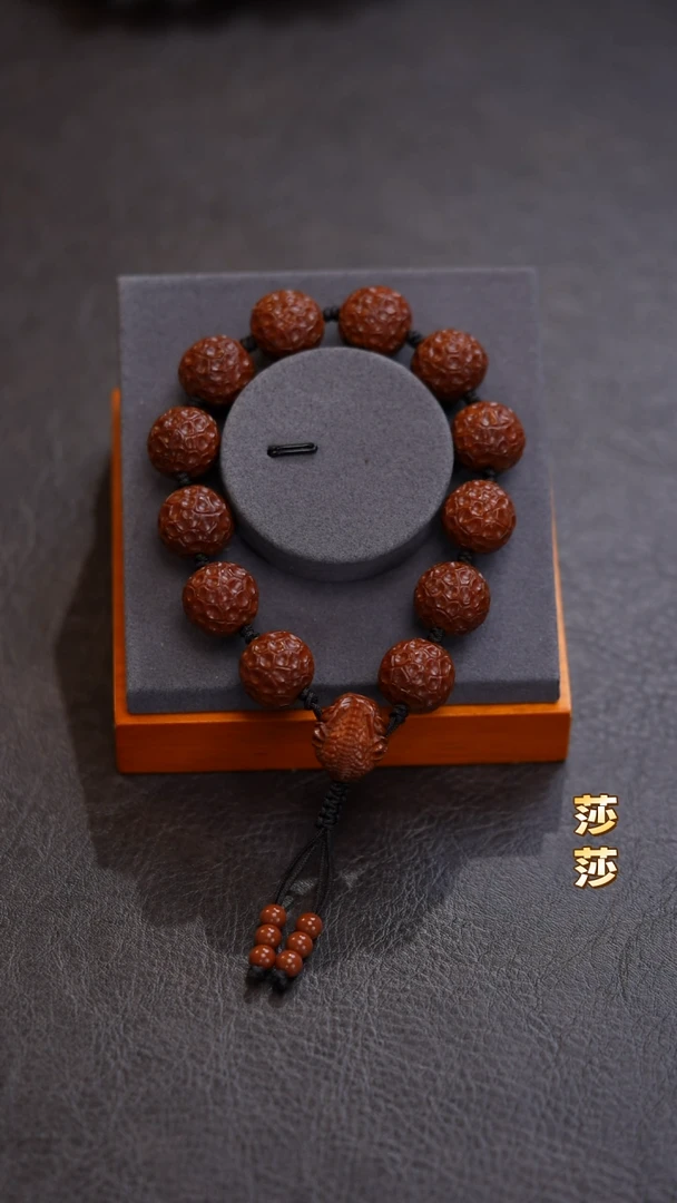 吊坠橄榄核迎*橄榄核