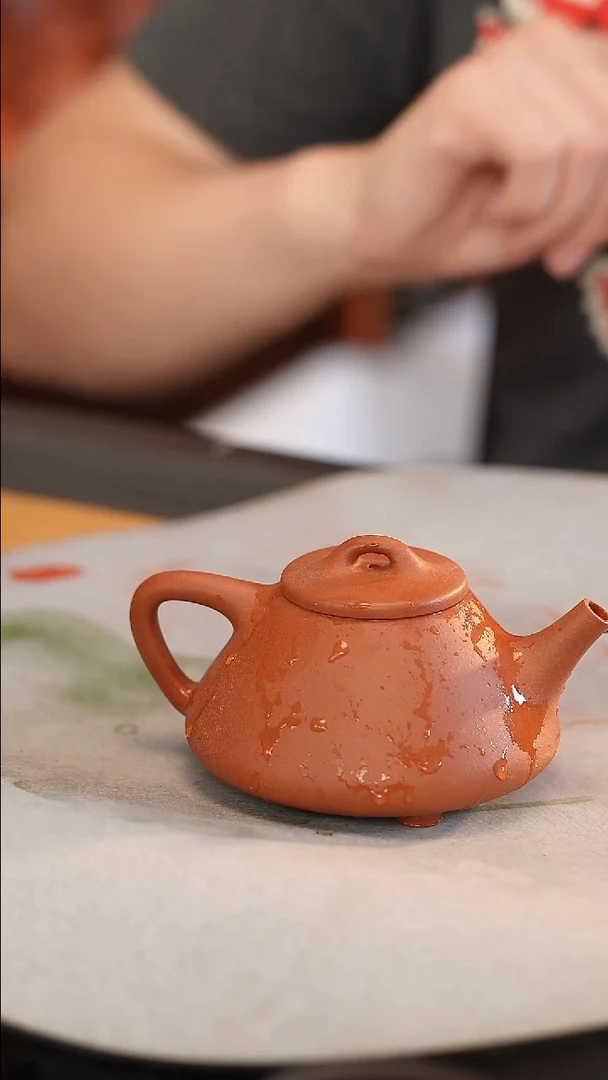 茶壶紫砂红清水 子冶石瓢 半手工 210cc