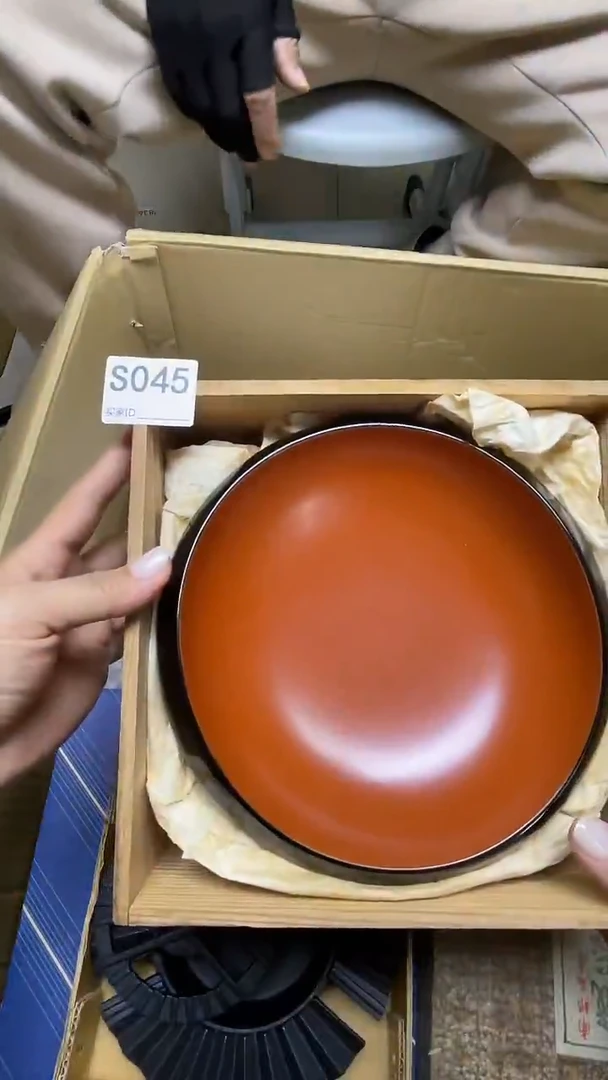 瓷片会****强S045默认微瑕，谨慎参拍