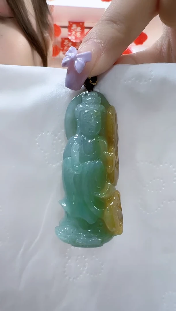 翡翠未镶嵌颈饰孤品观音