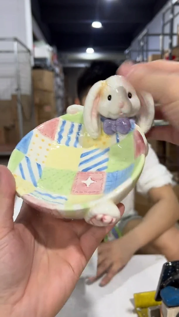 瓷片绿色原盒兔子糖果碗