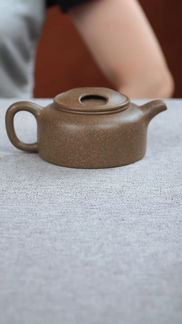 茶壶紫砂青挑花牛盖莲子