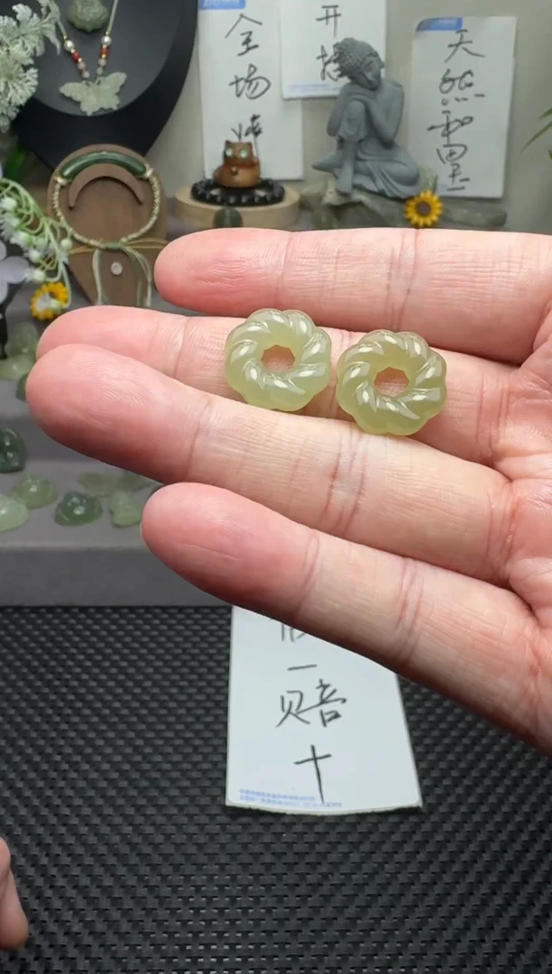 颈饰未镶嵌和田玉18mm  麻花扣  赠绳  完美主义慎拍