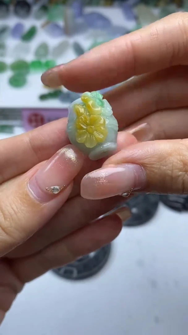 未镶嵌定制翡翠毛货定制不退不换