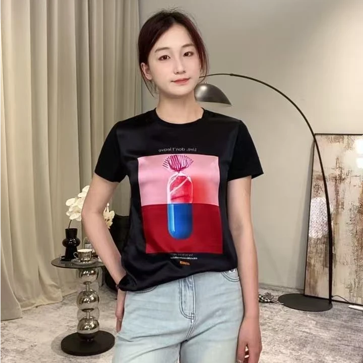 【燕子在南油】衣长60时尚休闲真丝黑色糖果印花拼接棉短袖T桖3902