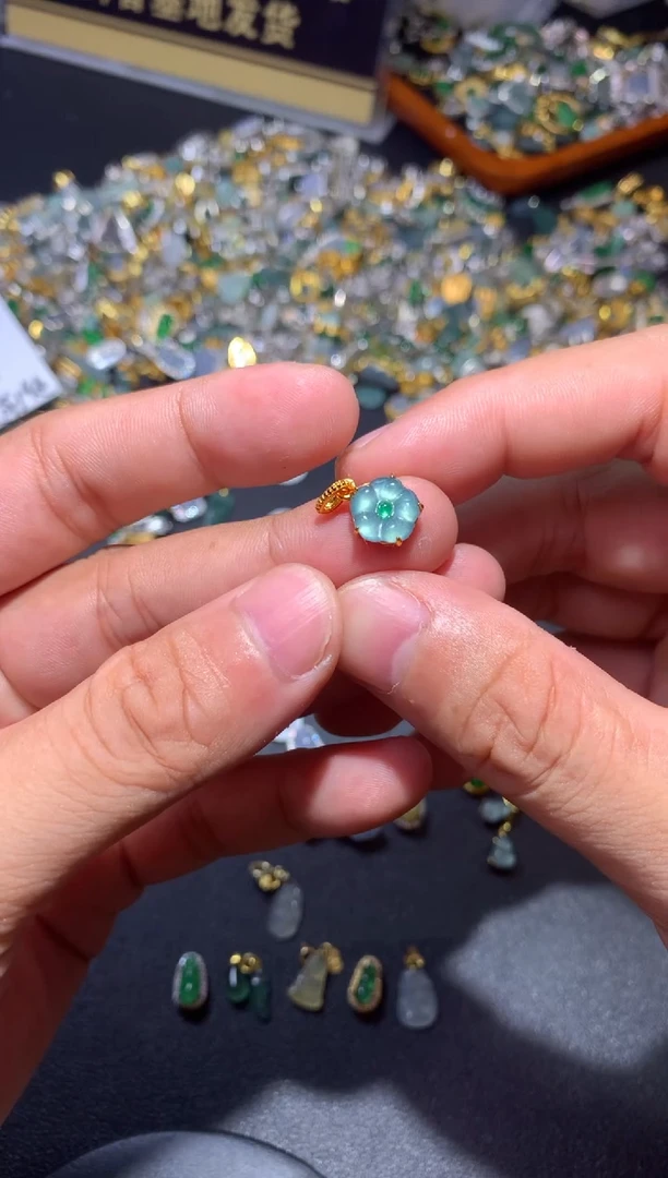 吊坠(不含链)银S925镶嵌翡翠1