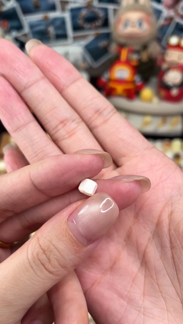 裸石琥珀未镶嵌锦*蜜蜡