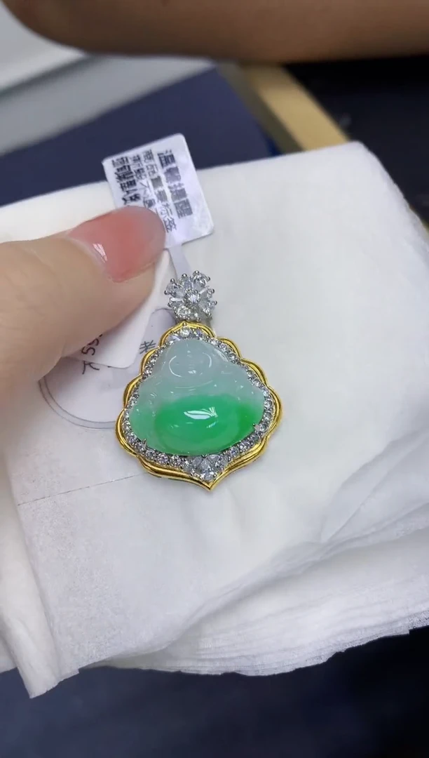 颈饰未镶嵌翡翠天然缅甸翡翠A货多样性发一件