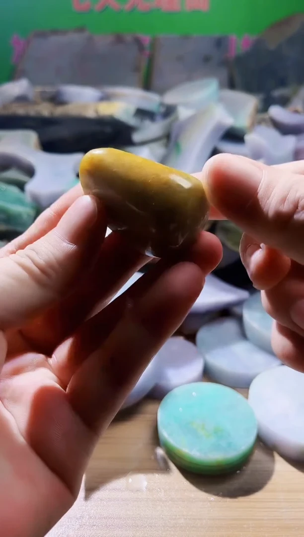 翡翠未镶嵌颈饰翡翠A货876