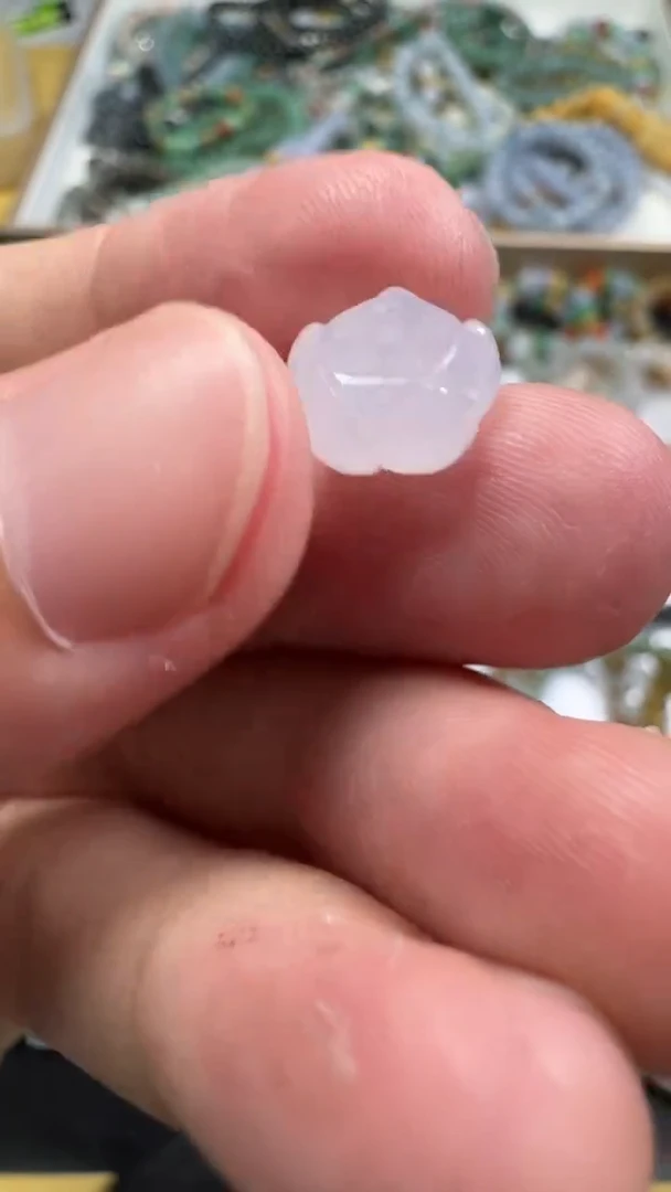 翡翠未镶嵌颈饰【闪购商品】 天然翡翠