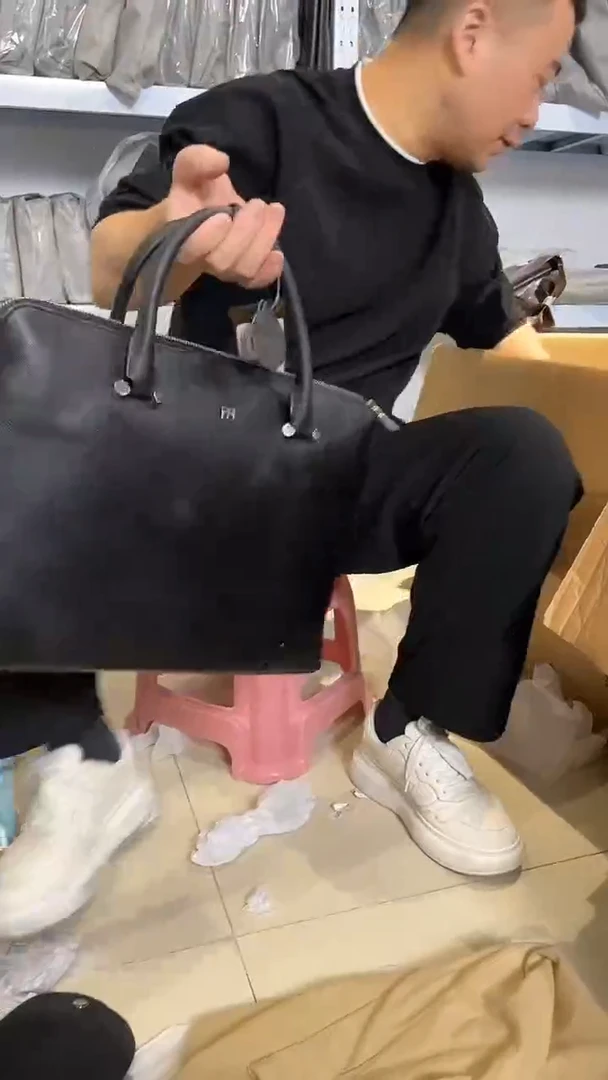 头层牛皮277品牌男包清货中（不要卡单，理性消费）