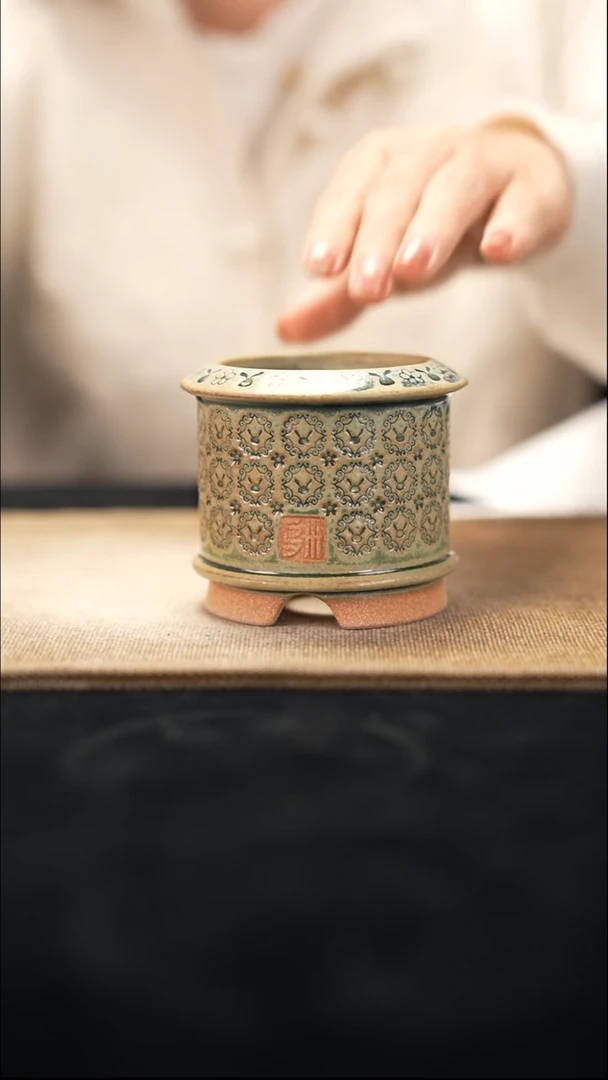 11-12-185花盆口径6瑕