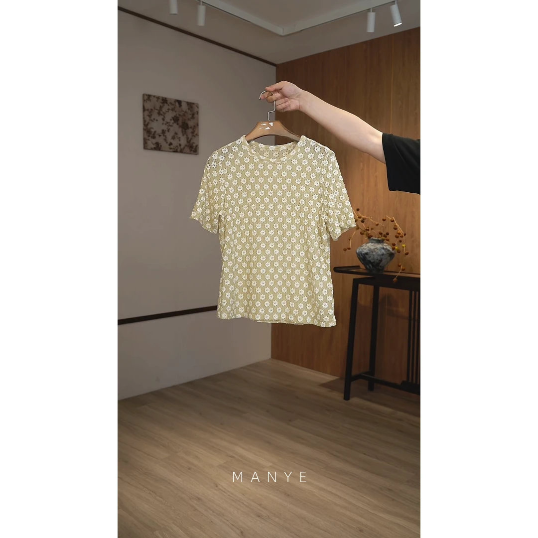 立体花针织上衣5403